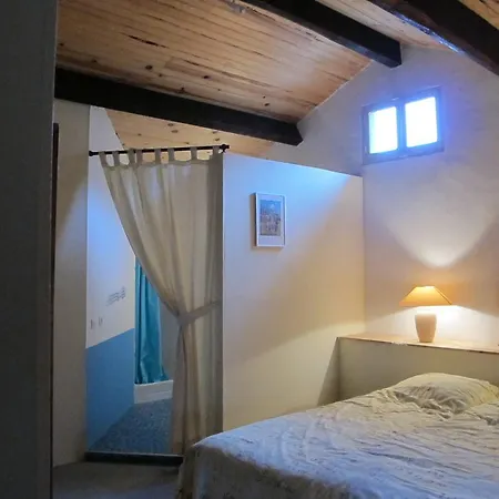 Holiday home Les Trois Noyers Tailhac